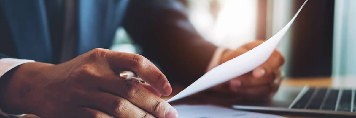 Header Bewerbung lesen